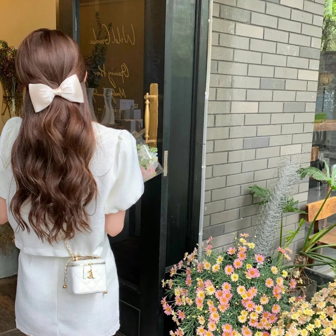 五月槐花香 封面